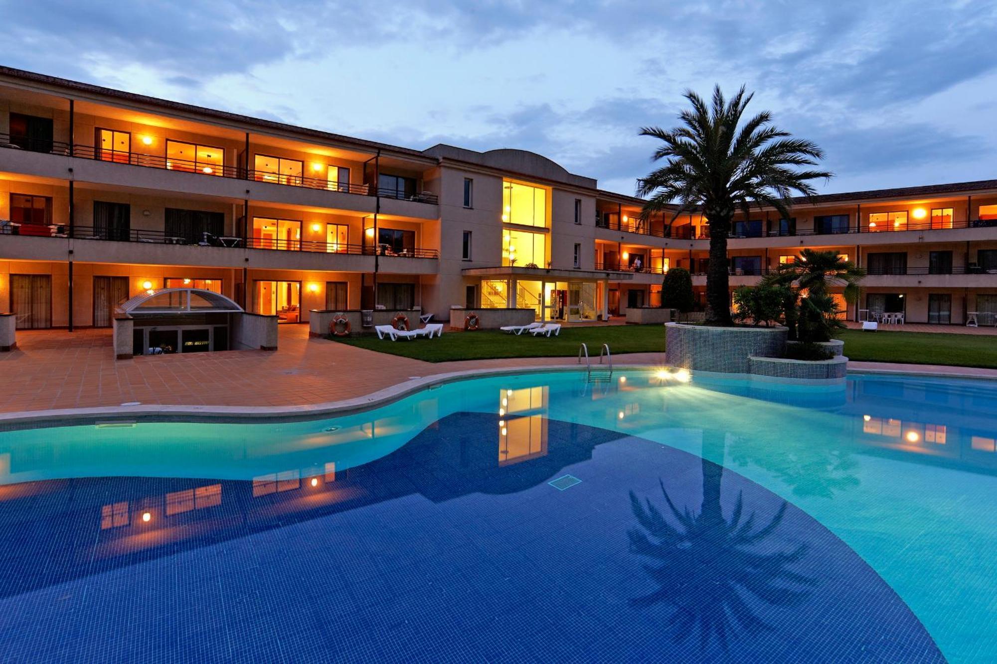 Aparthotel Golf Beach Pals Exterior foto